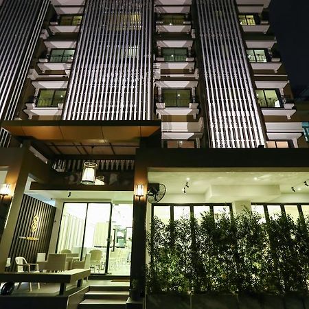 The Sathon Vimanda Hotel Bangkok Exterior foto